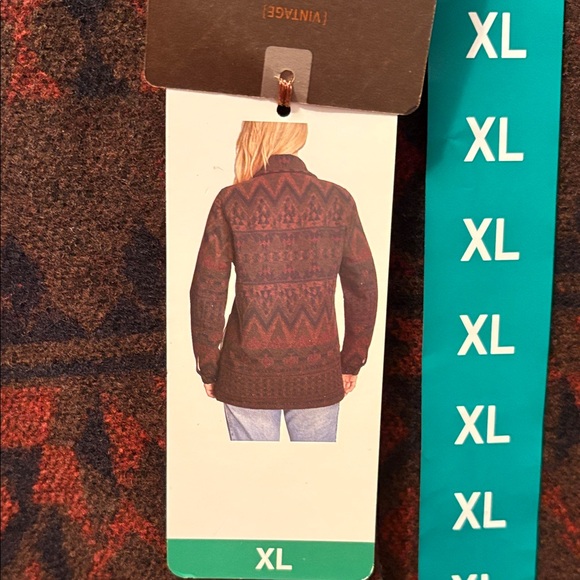 Weatherproof Red and Black Geometric Teddy Jacket - Picture 4 of 5